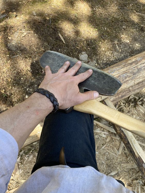 Image of the Broad Axe